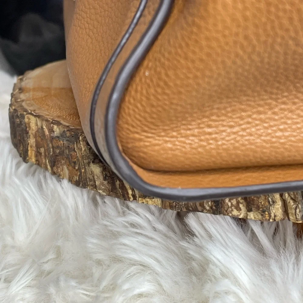 Michael Kors Caramel Shoulder Bag with Gold Chains - Picture 6 of 15